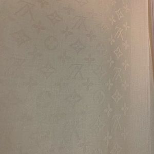 White shimmer Louis Vuitton scarf/ wrap